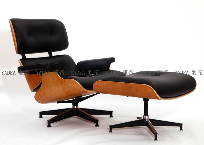 伊姆斯休闲椅（Eames Lounge Chair）