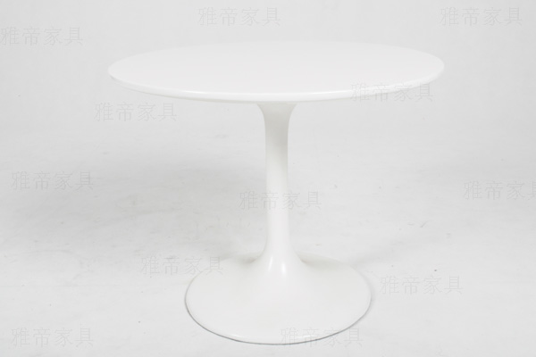 高级郁金香餐桌(Tulip side table)